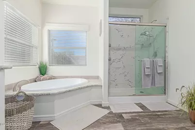1350 W Limberlost Drive, Tucson, AZ 85705 - Photo 9