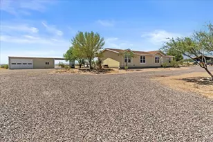 3855 E Busby Dr, Safford, AZ 85546 - Photo 1