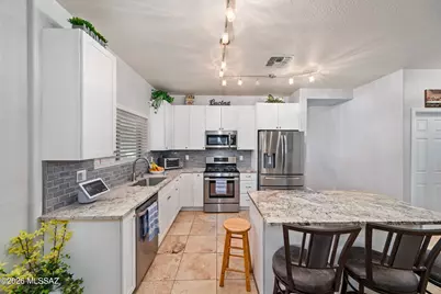 12970 N Yellow Orchid Drive, Oro Valley, AZ 85755 - Photo 3