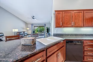 38444 S Apache Peak Dr, Tucson, AZ 85739 - Photo 27