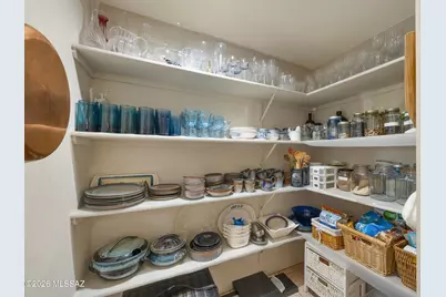 11792 N Via De La Verbenita, Oro Valley, AZ 85737 - Photo 17