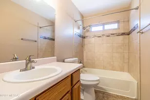 5961 N Edenbrook Ln, Tucson, AZ 85741 - Photo 9