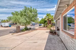 2757 W Calle Del Huerto, Tucson, AZ 85741 - Photo 1