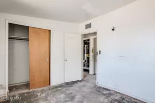 6192 E 21st St, Tucson, AZ 85711 - Photo 9
