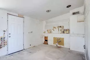 6192 E 21st St, Tucson, AZ 85711 - Photo 13