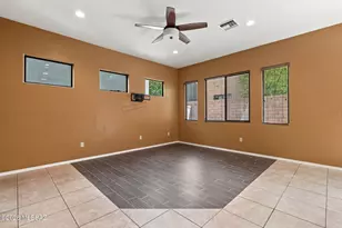 123 E Castlefield Cir, Tucson, AZ 85704 - Photo 5