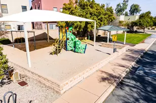 123 E Castlefield Cir, Tucson, AZ 85704 - Photo 35