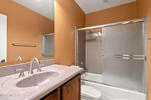 123 E Castlefield Cir, Tucson, AZ 85704 - Photo 23
