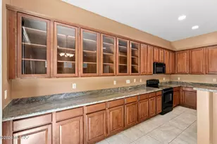 123 E Castlefield Cir, Tucson, AZ 85704 - Photo 7