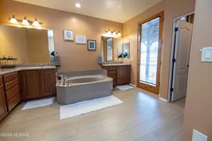 123 E Castlefield Cir, Tucson, AZ 85704 - Photo 5