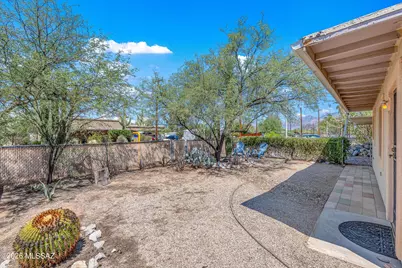 1402 N McKinley Avenue, Tucson, AZ 85712 - Photo 3