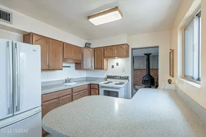 1402 N McKinley Avenue, Tucson, AZ 85712 - Photo 9
