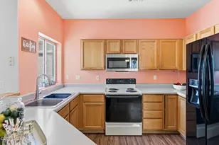 2832 S Full Moon Dr, Tucson, AZ 85713 - Photo 13