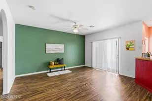 2832 S Full Moon Dr, Tucson, AZ 85713 - Photo 5