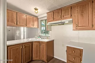 6260 S Waterton Dr, Tucson, AZ 85746 - Photo 9