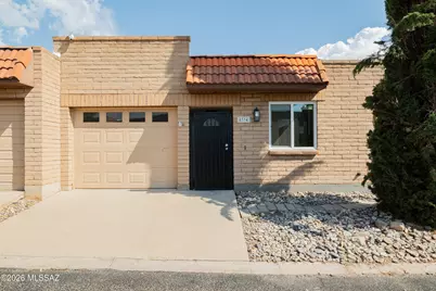 8334 E Cypress Point Lane, Tucson, AZ 85710 - Photo 5