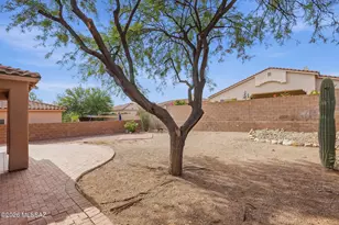 4229 W Winter Wash Dr, Tucson, AZ 85745 - Photo 35