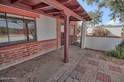 206 S La Canada Drive #D, Green Valley, AZ 85614 - Photo 1