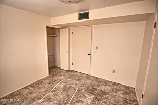 206 S La Canada Dr, Green Valley, AZ 85614 - Photo 11
