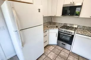211 W Roger Rd, Tucson, AZ 85705 - Photo 5