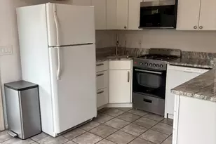 211 W Roger Rd, Tucson, AZ 85705 - Photo 5