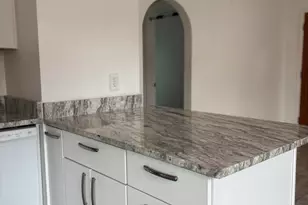211 W Roger Rd, Tucson, AZ 85705 - Photo 9
