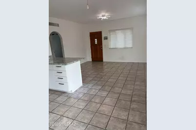 211 W Roger Road #23, Tucson, AZ 85705 - Photo 3