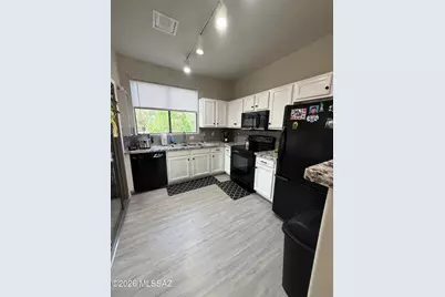 3700 S Paseo De Los Nardos, Green Valley, AZ 85614 - Photo 1