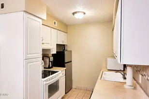 6321 N Barcelona Ct, Tucson, AZ 85704 - Photo 5