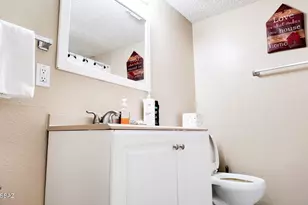 6321 N Barcelona Ct, Tucson, AZ 85704 - Photo 17