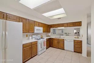 7840 N La CaÃ±ada Dr, Tucson, AZ 85704 - Photo 11