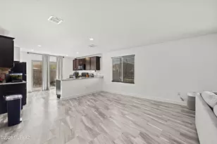 6013 S Kirtley Dr, Tucson, AZ 85706 - Photo 9