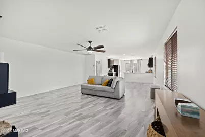 6013 S Kirtley Drive, Tucson, AZ 85706 - Photo 3