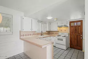 1910 W Calle Pacifica, Tucson, AZ 85745 - Photo 13