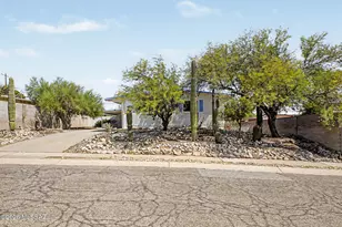 1910 W Calle Pacifica, Tucson, AZ 85745 - Photo 1