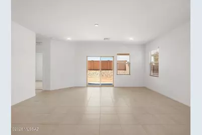 7911 S Walnutview Drive, Tucson, AZ 85757 - Photo 17
