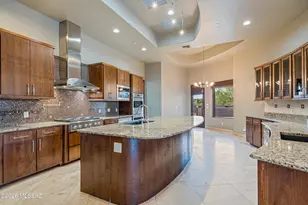 11157 N Desert Whisper Way, Tucson, AZ 85737 - Photo 9