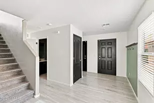 7521 E Kinnison Wash Loop, Tucson, AZ 85730 - Photo 3