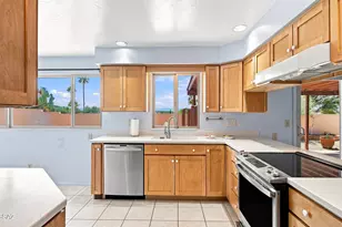 9710 E Celeste Dr, Tucson, AZ 85730 - Photo 3