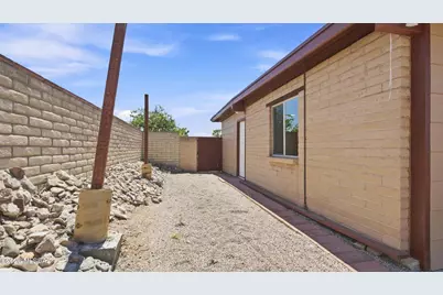 9710 E Celeste Drive, Tucson, AZ 85730 - Photo 33