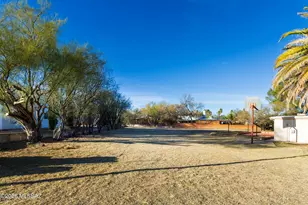 1714 W Meadow Hills Dr, Nogales, AZ 85621 - Photo 45