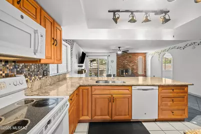 8063 N Suwannee Drive, Tucson, AZ 85741 - Photo 3