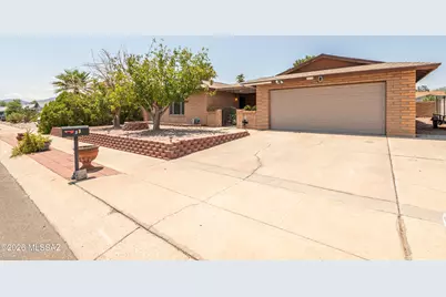 8063 N Suwannee Drive, Tucson, AZ 85741 - Photo 5