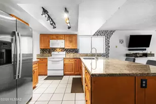 8063 N Suwannee Dr, Tucson, AZ 85741 - Photo 15