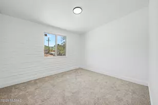 1164 W Emerine Dr, Tucson, AZ 85704 - Photo 27