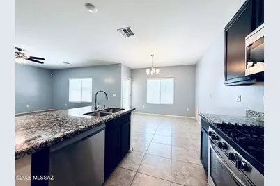 10335 S Keegan Avenue, Vail, AZ 85641 - Photo 17