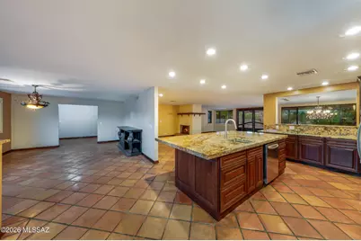 7221 E Sabino Vista Drive, Tucson, AZ 85750 - Photo 11