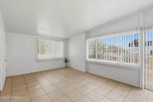1105 E Garden Loop, Tucson, AZ 85706 - Photo 1