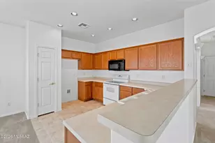 143 E Placita Nubes Blancas, Sahuarita, AZ 85629 - Photo 7