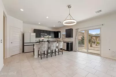 9265 W Tenaza Lane, Marana, AZ 85653 - Photo 11